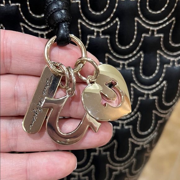 True Religion | Iconic Logo Tote w/ Bag Charms - Picture 6 of 13